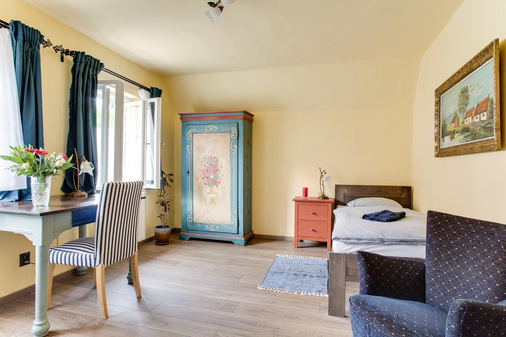 Amazing 5 Bedroom House Krumlov 82 - 4 Min Walk To Main Square Český Krumlov Kültér fotó