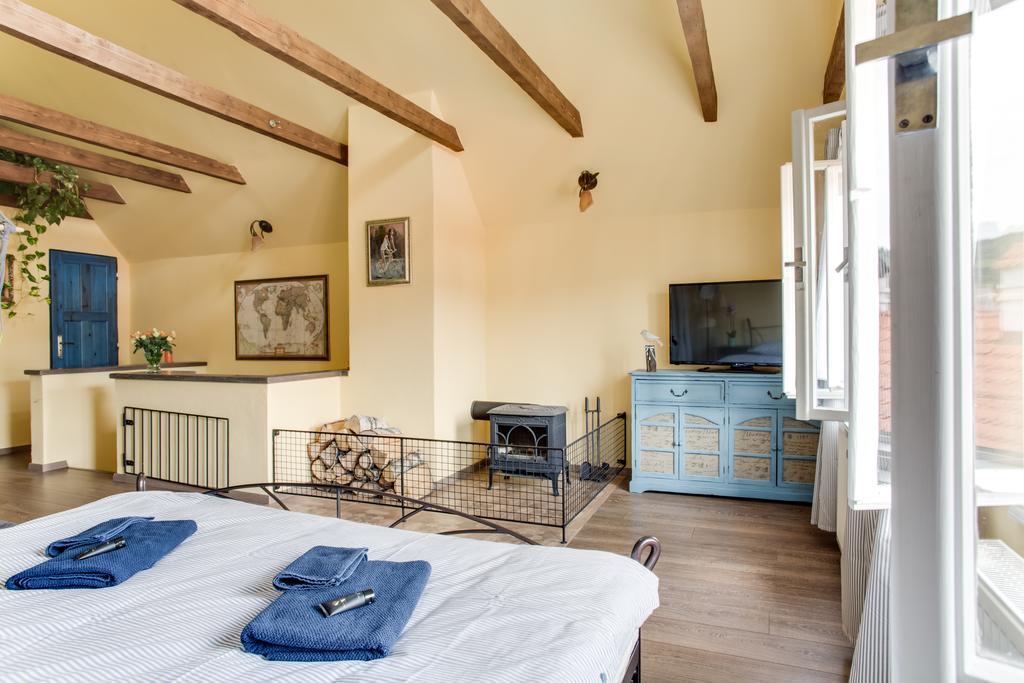 Amazing 5 Bedroom House Krumlov 82 - 4 Min Walk To Main Square Český Krumlov Kültér fotó