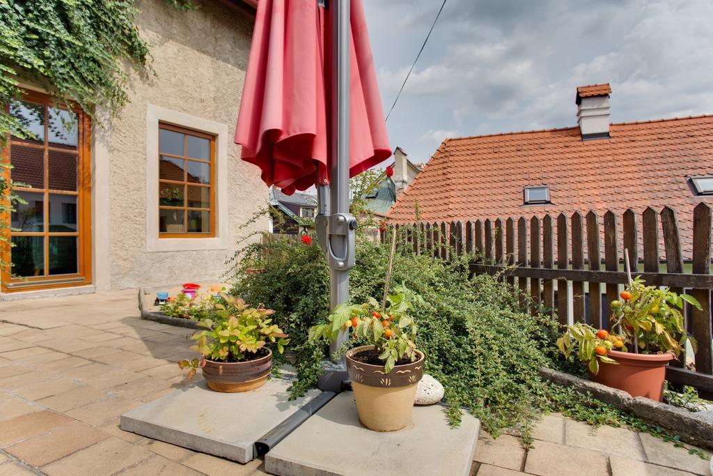 Amazing 5 Bedroom House Krumlov 82 - 4 Min Walk To Main Square Český Krumlov Kültér fotó