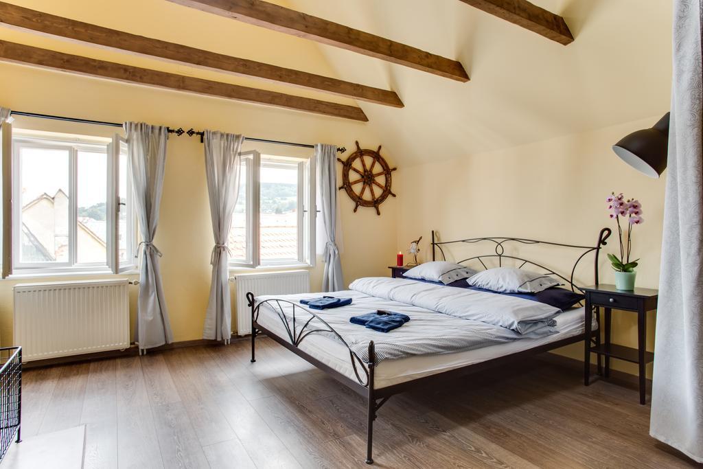 Amazing 5 Bedroom House Krumlov 82 - 4 Min Walk To Main Square Český Krumlov Kültér fotó